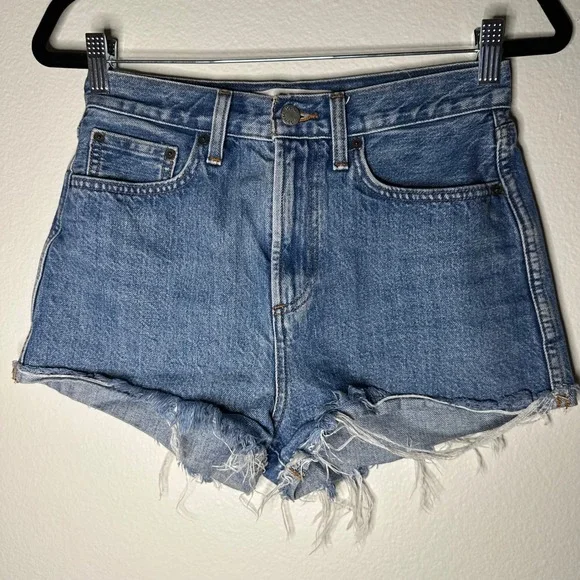 Aritzia Denim Forum The Farrah Cheeky Short Cut off Distressed Size 27 - Picture 4 of 9